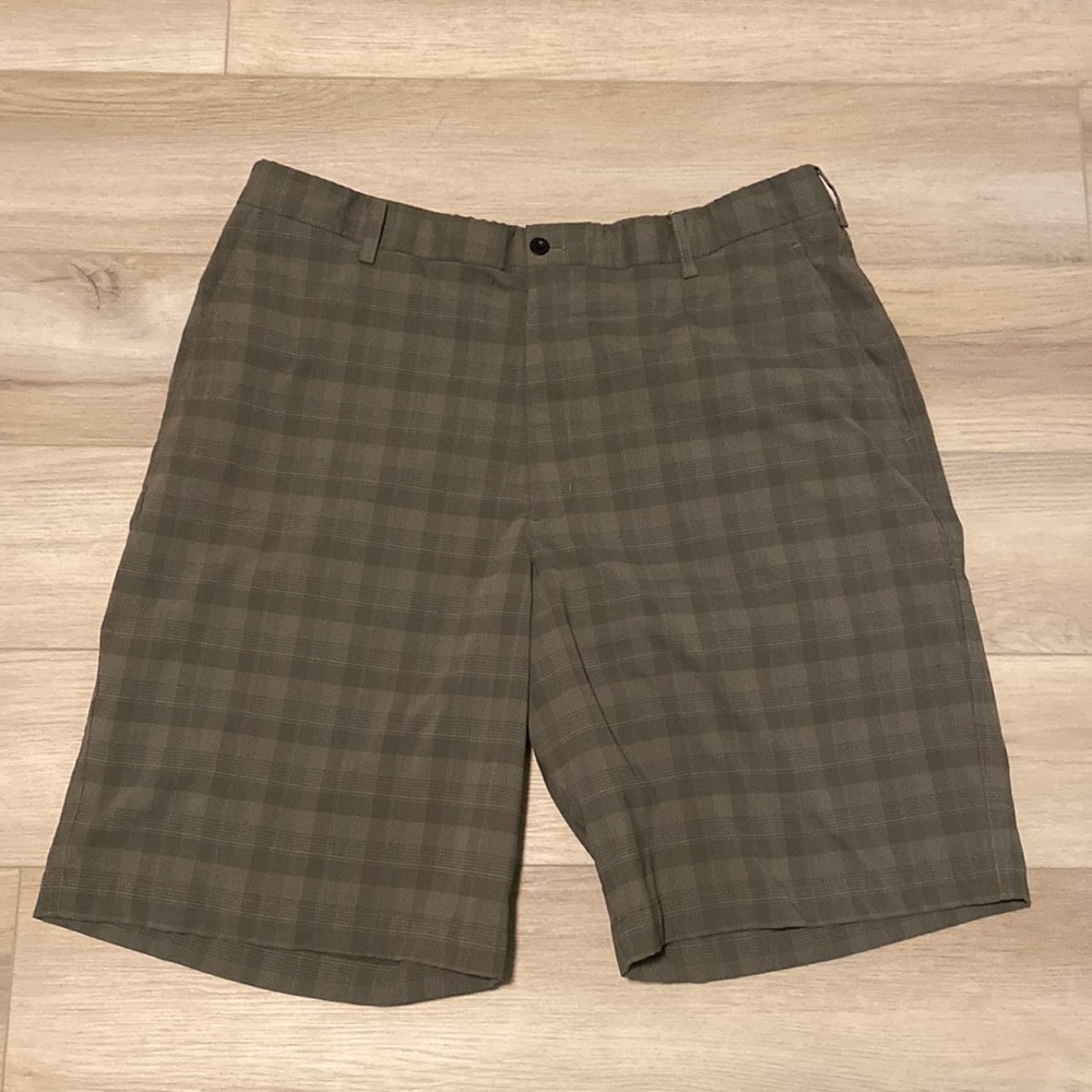 Nike Dri-FIT Men's Golf Shorts Size 38